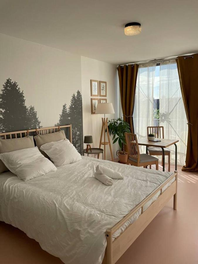 Charmant Studio Avec Parking - Confort Moderne Bourges Ngoại thất bức ảnh