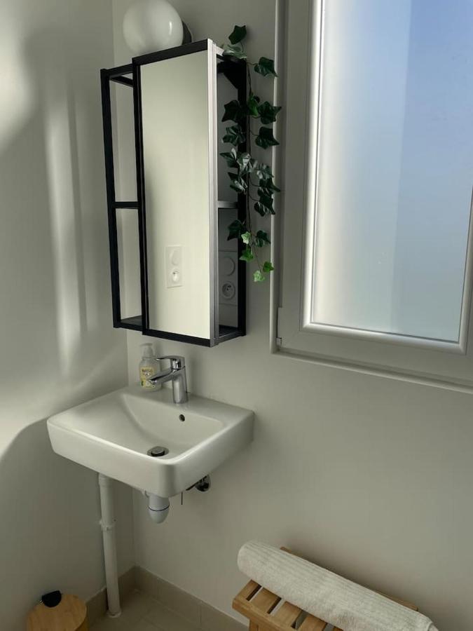 Charmant Studio Avec Parking - Confort Moderne Bourges Ngoại thất bức ảnh