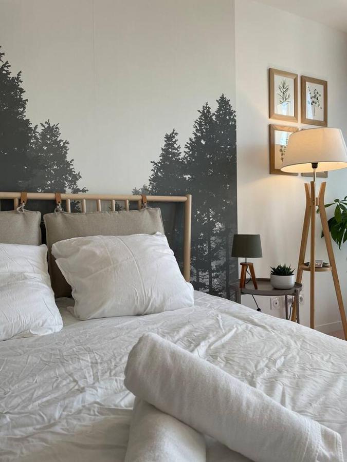Charmant Studio Avec Parking - Confort Moderne Bourges Ngoại thất bức ảnh